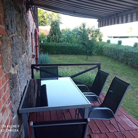 Appartement P-4 à Retowo  Extérieur photo