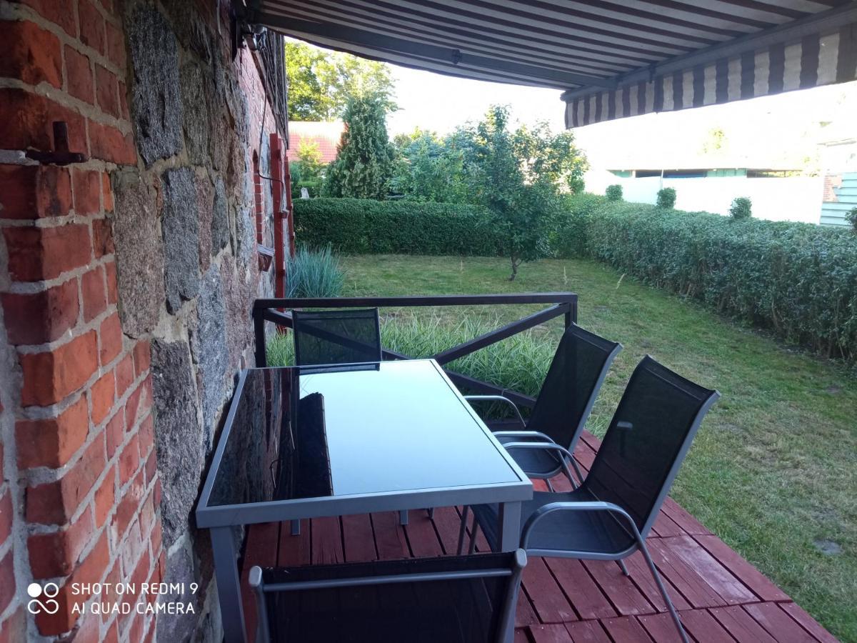 Appartement P-4 à Retowo  Extérieur photo
